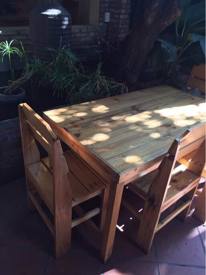 Thanh lý bộ bàn ghế gỗ quán nhậu giá rẻ